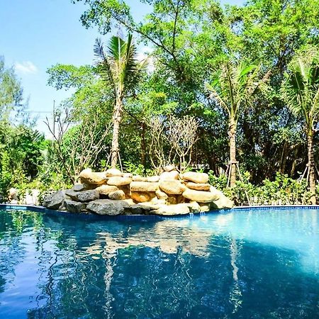 The Apartment At The Title Residencies Naiyang Beach Phuket Esterno foto