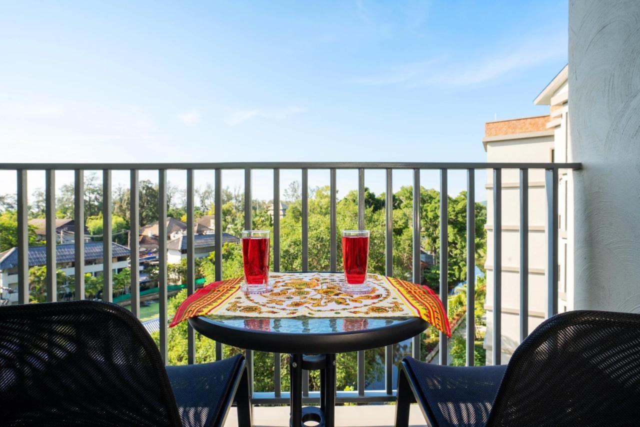 The Apartment At The Title Residencies Naiyang Beach Phuket Esterno foto